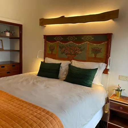 The Quixote House 3*