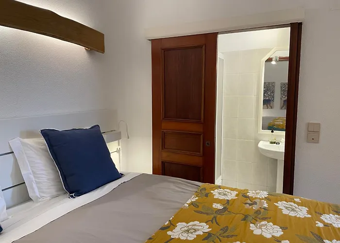 The Quixote House Couette-café Caminha